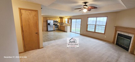 2976 E Morris St in Republic, MO - Foto de edificio - Building Photo