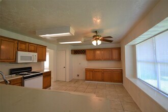 12410 Meadow Briar Dr in Stafford, TX - Building Photo - Building Photo