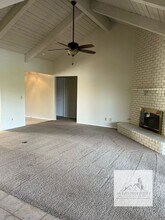 673 E Pintail Cir in Fresno, CA - Building Photo - Building Photo