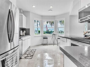 3366 SW 152nd Pl in Miami, FL - Building Photo - Building Photo