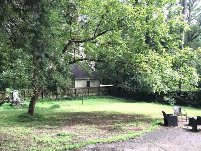 property at 2165 Collins Dr NW