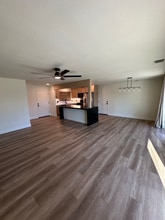 1500 W Elm St in Lodi, CA - Building Photo - Building Photo