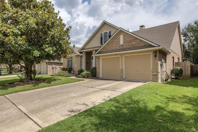 11719 Gray Forest Trail in Tomball, TX - Building Photo - Building Photo