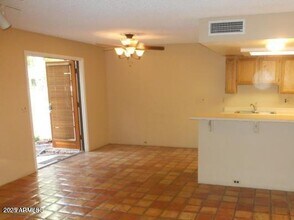 10424 N 11th Pl in Phoenix, AZ - Building Photo - Building Photo