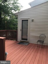 5820 Silchester St in Burke, VA - Building Photo - Building Photo