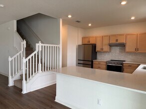 9395 Sandy Bluffs Circle in Parrish, FL - Building Photo - Building Photo