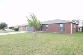 4402 Matt Dr in Killeen, TX - Building Photo - Building Photo