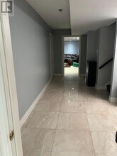 34 Malden St in Vaughan, ON - Building Photo - Building Photo