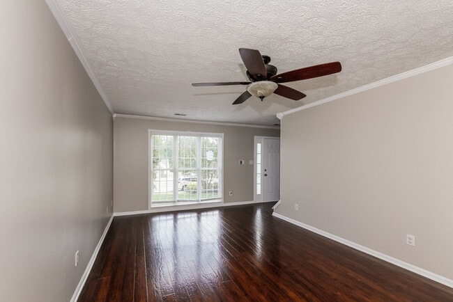 2805 Churn Ct in Monroe, NC - Foto de edificio - Building Photo