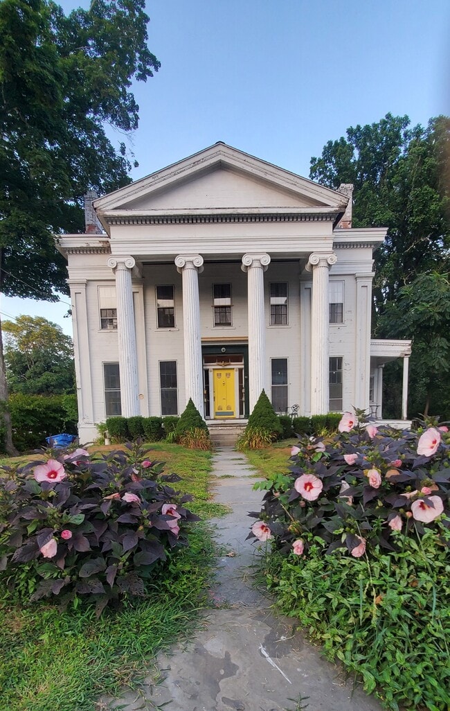 171 Broadway, Unit 2