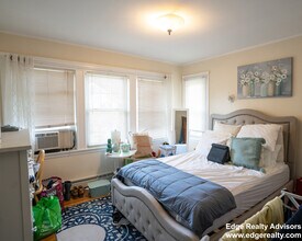83 Claymoss Rd, Unit 2 in Boston, MA - Building Photo - Building Photo