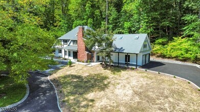 9 Jones Dr in Morristown, NJ - Building Photo - Building Photo