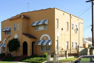 4036 Montclair St in Los Angeles, CA - Building Photo - Building Photo