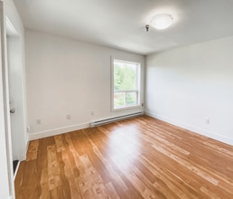 Rutledge Manor in St John's, NL - Building Photo - Building Photo