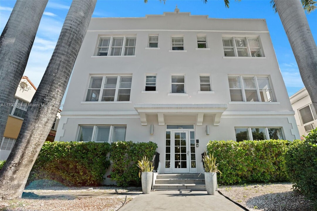 1027 Pennsylvania Ave in Miami Beach, FL - Building Photo