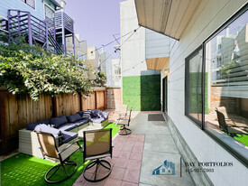 222 Lily St, Unit 1 in San Francisco, CA - Building Photo - Building Photo