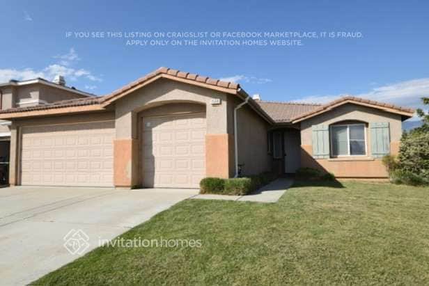 property at 1594 Leslie St