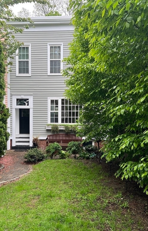property at 5 N Mead St
