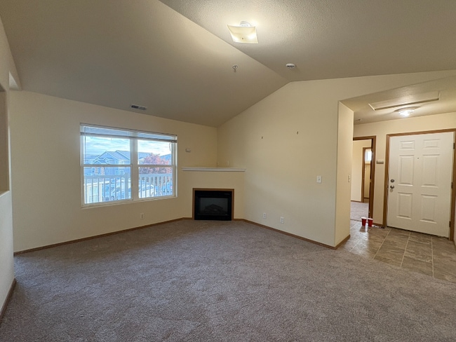 6305 Chapel Hill Blvd in Pasco, WA - Foto de edificio - Building Photo