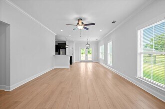 70 Owens Rd in Pembroke, GA - Building Photo - Building Photo