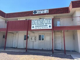 5330 S Swenson St in Las Vegas, NV - Building Photo