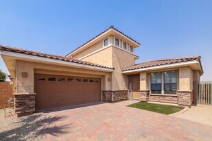 13492 W Cypress St in Goodyear, AZ - Building Photo