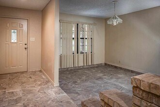 238 Tomahawk - RENTAL Trl in Del Rio, TX - Building Photo - Building Photo