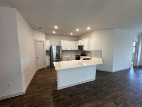 103 Krause Spgs Dr in Hutto, TX - Building Photo - Building Photo