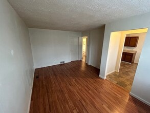 13072 High St, Unit 1 in South Rockwood, MI - Building Photo - Building Photo