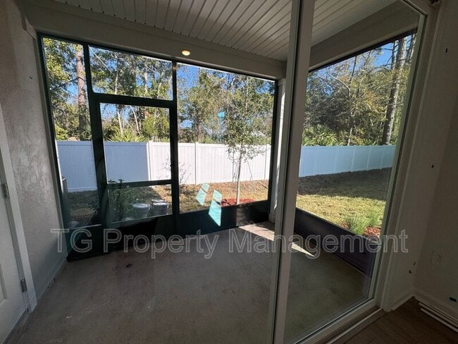 property at 113 Palmetto Rdg Rd