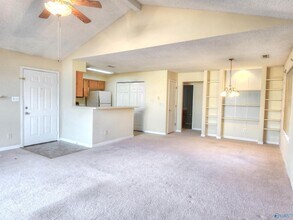 262 Waters Edge Ln in Madison, AL - Building Photo - Building Photo