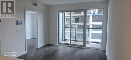 370 Martha St in Burlington, ON - Building Photo - Building Photo