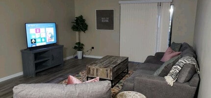 Deer Field Apartments in Helen, GA - Foto de edificio - Building Photo