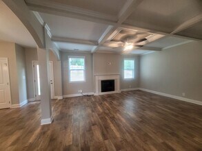 1316 Black Oak Cir in Clarksville, TN - Foto de edificio - Building Photo