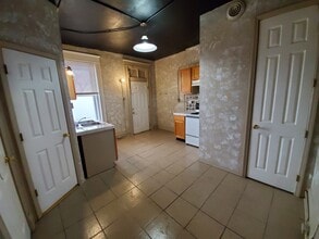 2015 Bryan Ave, Unit A in Granite City, IL - Building Photo - Building Photo