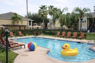 Cornerstone Apartments in Harlingen, TX - Building Photo - Building Photo