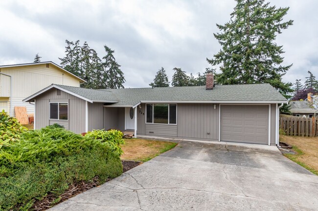 property at 725 NW Hyak Dr