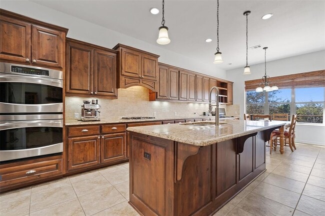 property at 172 Mirafield Ln