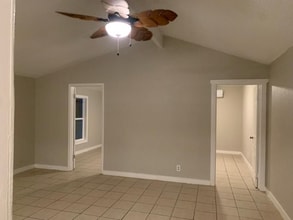 109 E Venus Ln in South Padre Island, TX - Building Photo - Building Photo