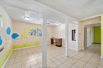 5639 Overdale St in Houston, TX - Building Photo - Building Photo