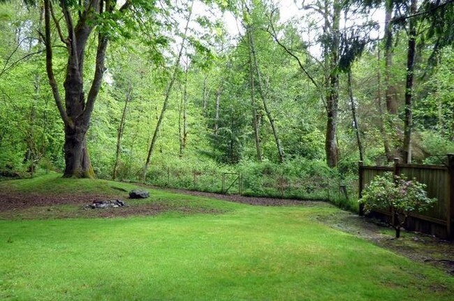 25306 170th Pl SE in Covington, WA - Foto de edificio - Building Photo