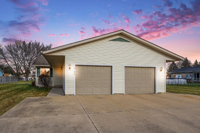 property at 6192 Whitcomb Dr