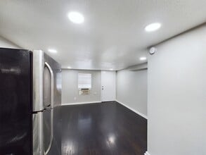 605-602 Enid St in Houston, TX - Building Photo - Building Photo