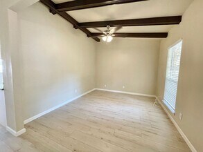 8834 Sleepy St in Converse, TX - Building Photo - Building Photo