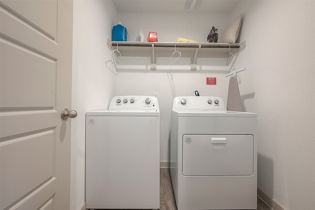 property at 2919 Stamford Hl Ln