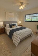 600 SW 10th St in Miami, FL - Building Photo - Building Photo