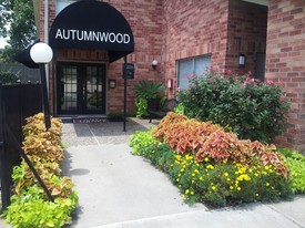 Autumnwood Apartments