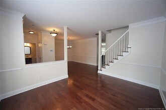 9506 Dellbrook Ct in Raleigh, NC - Foto de edificio - Building Photo