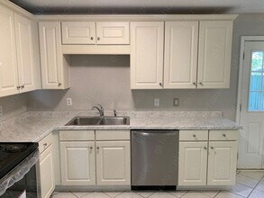 1588 King James Dr in Alabaster, AL - Building Photo - Building Photo