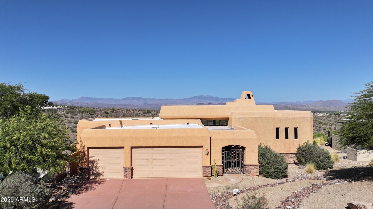 15633 N Boulder Dr in Fountain Hills, AZ - Building Photo